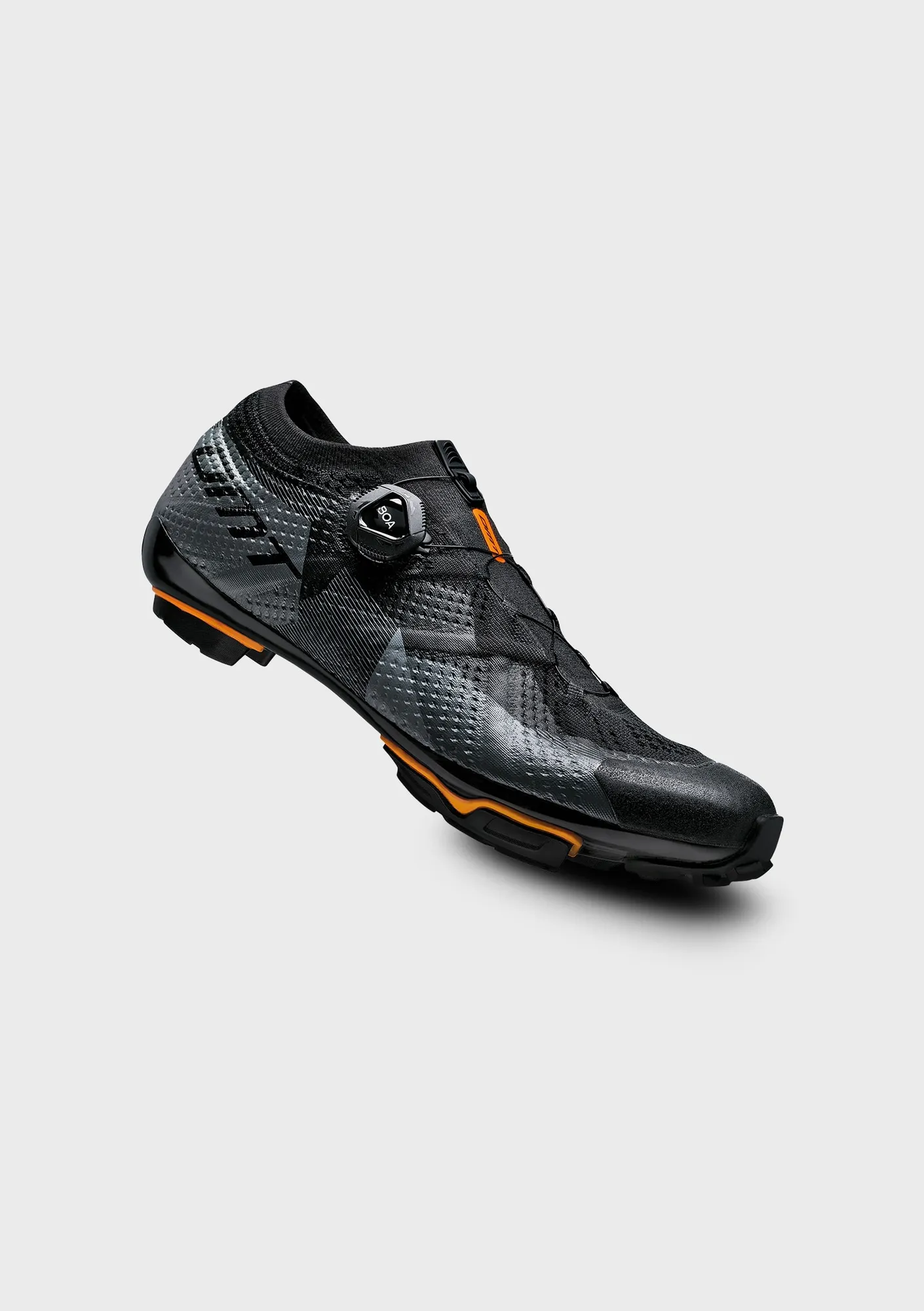 KM1_Black_1_f4ee1505.jpg